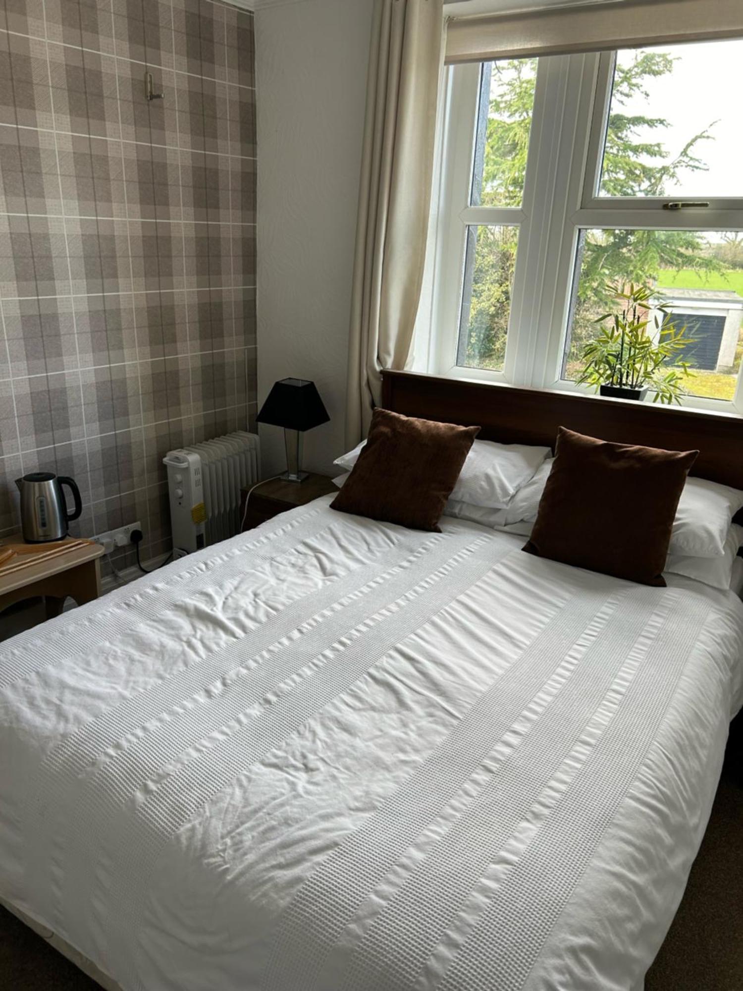 Rooms At The Bush Wigton ภายนอก รูปภาพ